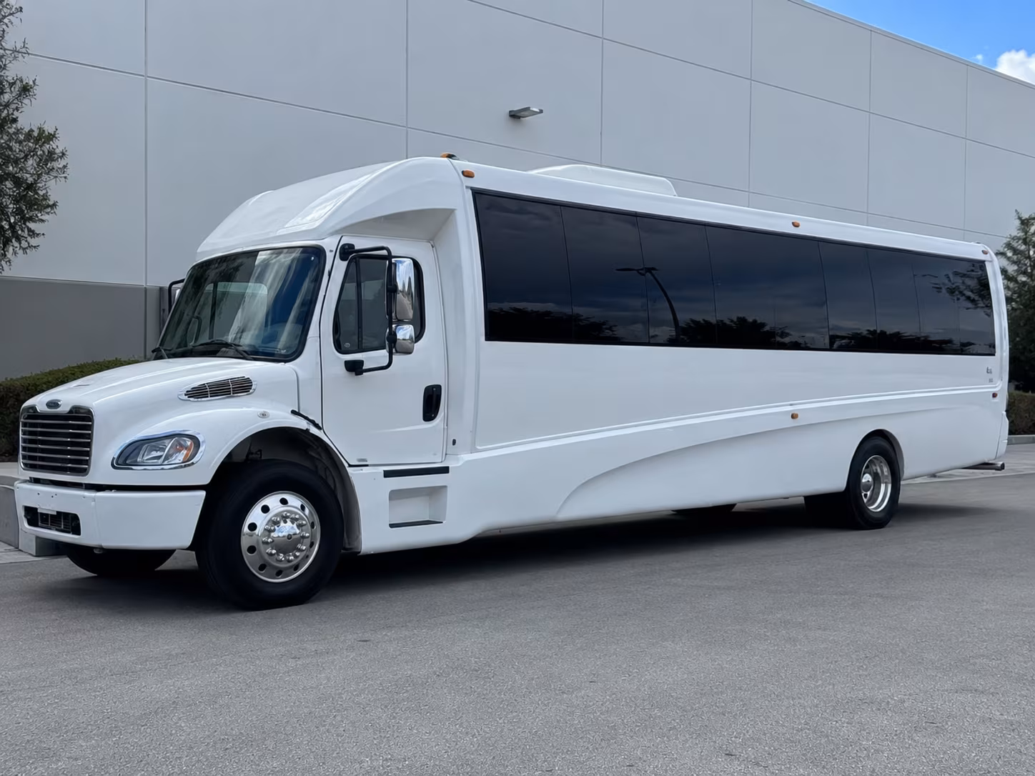 alameda birthday party bus rental