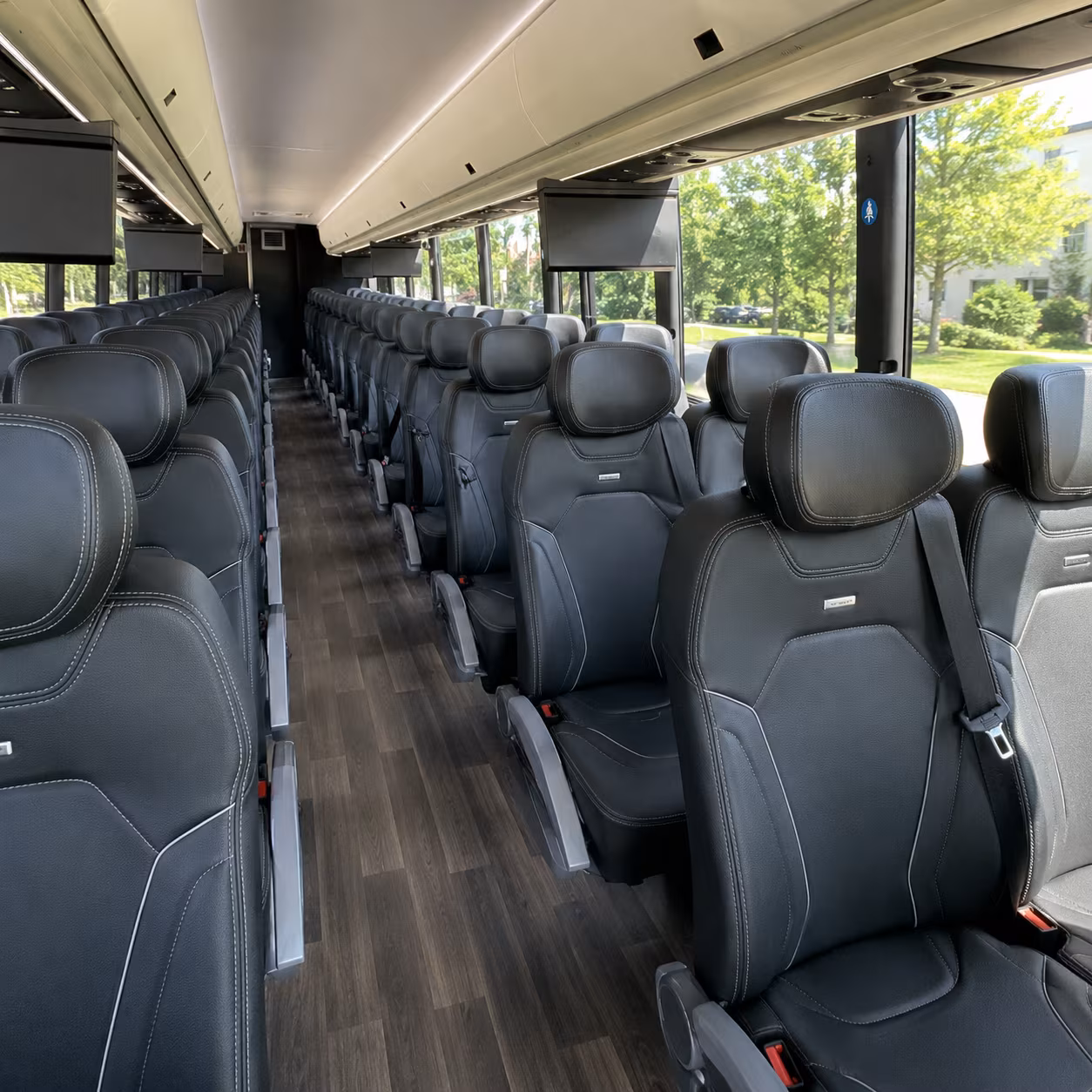 charter bus rentals for alameda prom groups crossing the bay
