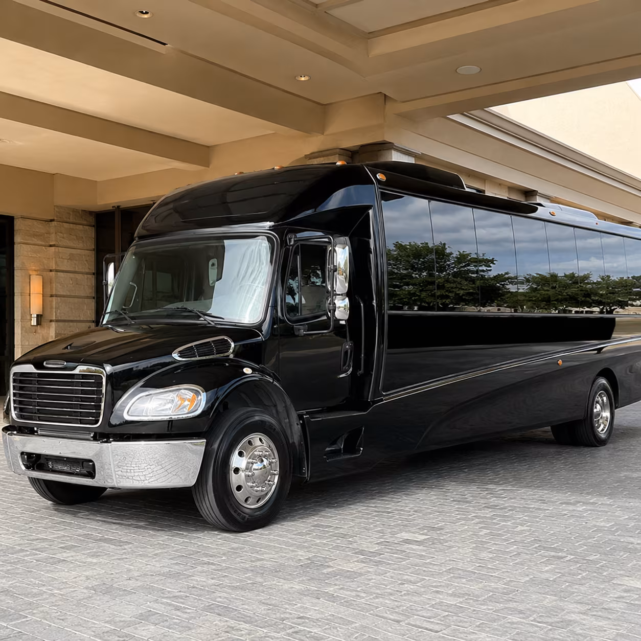 find the perfect transportation for your next airport transfer 5