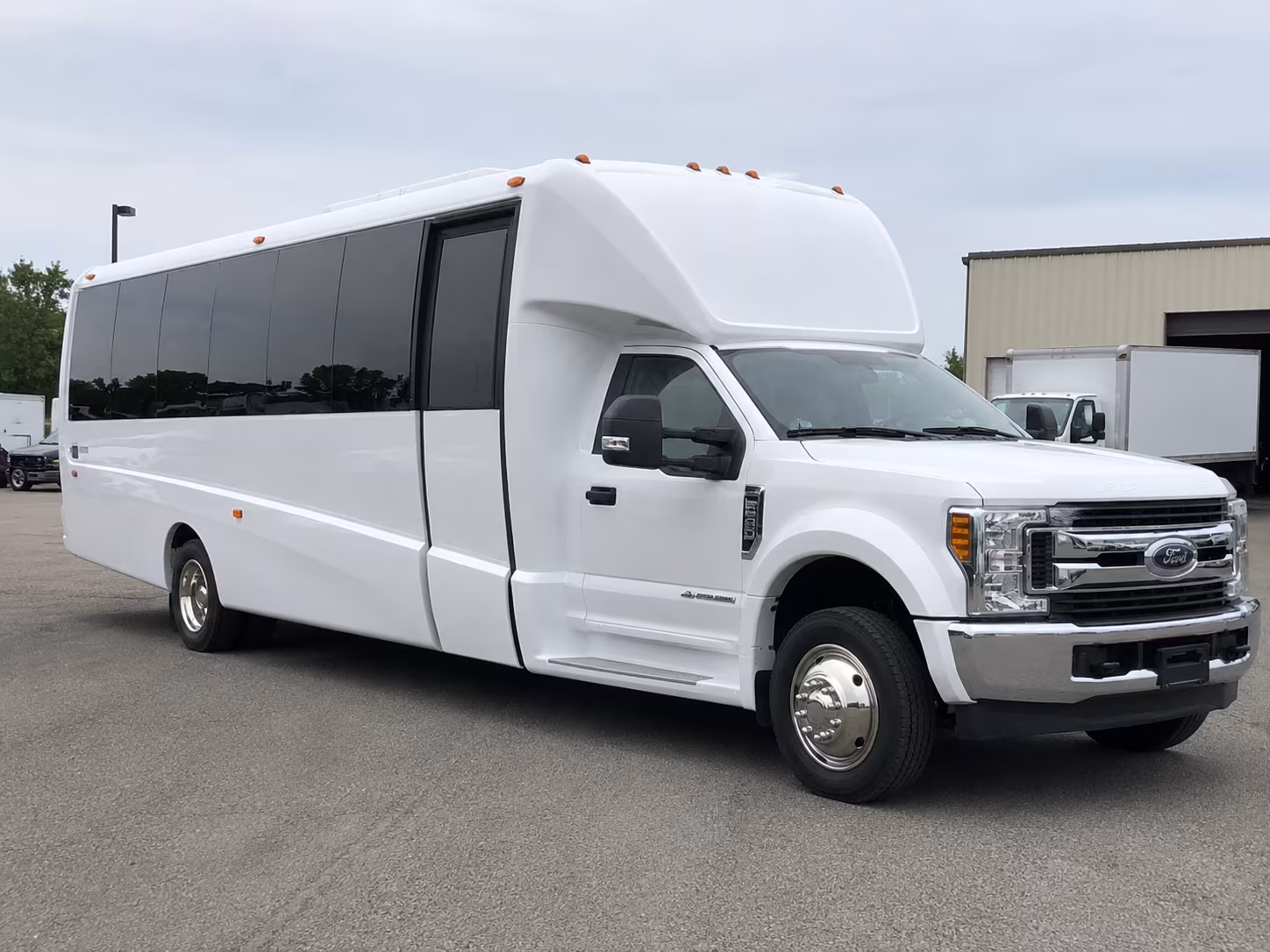 minibus rentals for smaller concert groups in the east bay